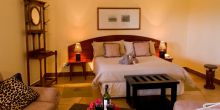 Zulu Nyala Heritage Safari Lodge guest room