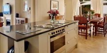 Bingley Place House - Self catering kitchen