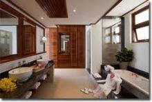 La Reserve - Bathroom