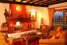 Lounge at Kiangazi House, Lake Naivasha, Kenya