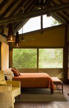 Rhino Post Safari Lodge - Bedroom